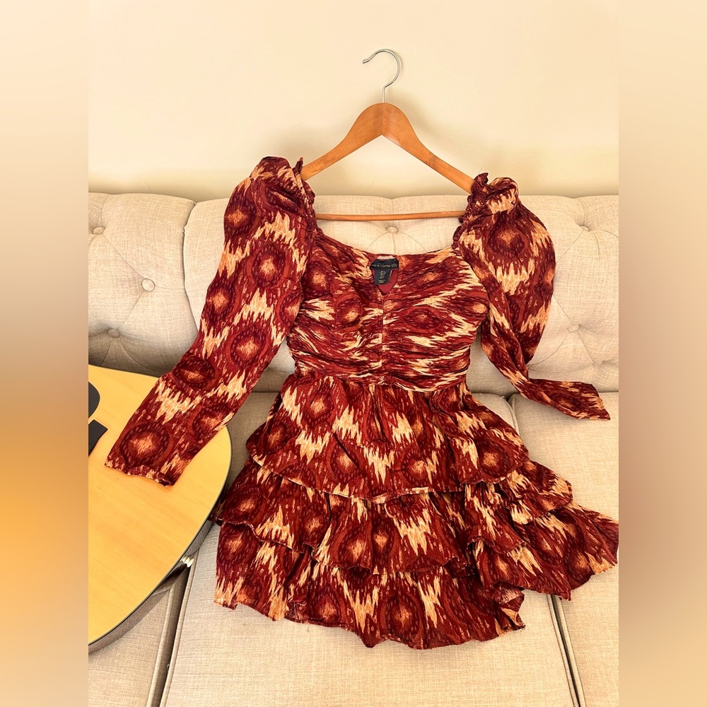 tiered mini dress with puff sleeves ❤️